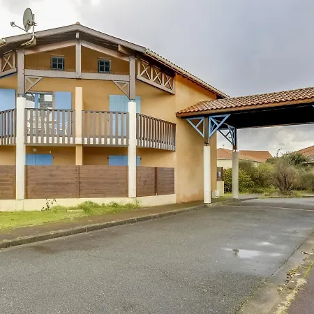 Apartment Plage: T2 Mezzanine, 250m De La - Fr-1-521-49